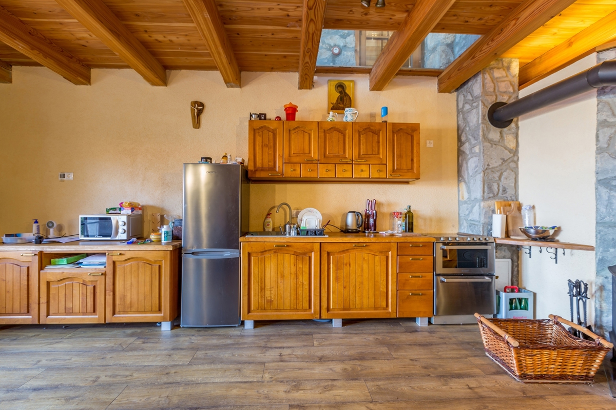 OTOK KRK, OBMOČJE MALINSKA - Avtentična kamnita hiša s pogledom na morje