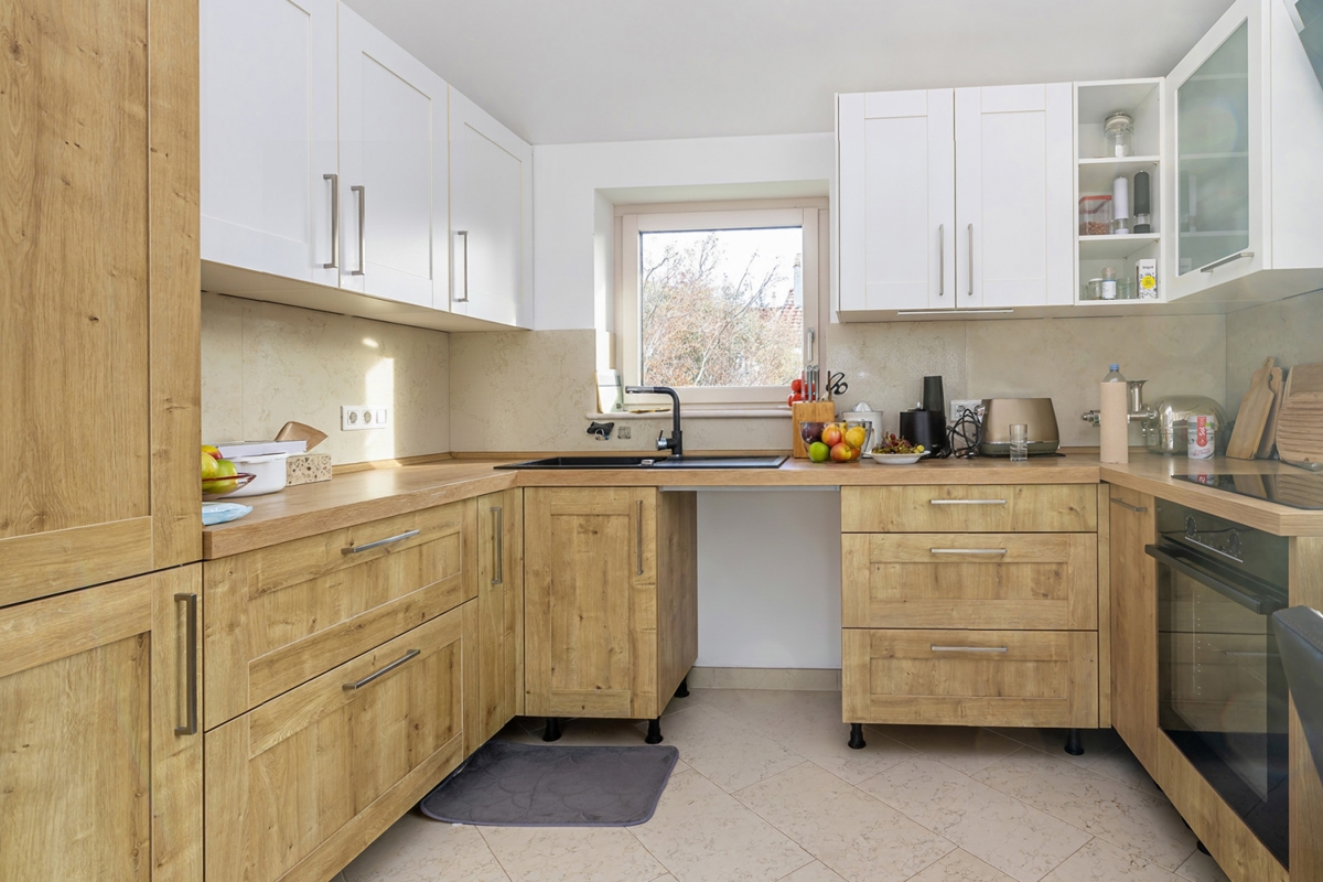 MALINSKA - apartma 70 metrov od plaže