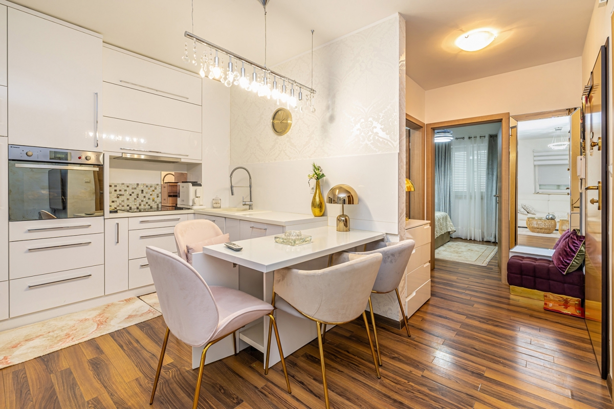 OTOK KRK, ŠILO - Apartma s skupnim bazenom