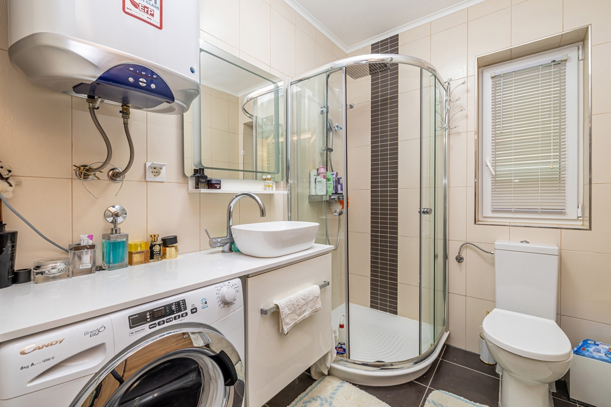 OTOK KRK, ŠILO - Apartma s skupnim bazenom