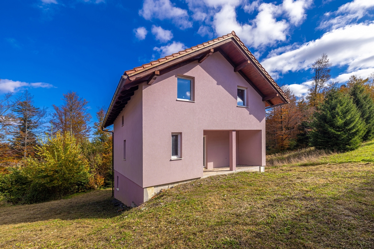 GORSKI KOTAR - Rohbau hiša pri Fužinah 