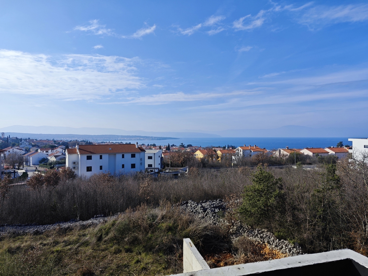 Malinska, otok Krk - Moderna hiša dvojček z bazenom in pogledom na morje