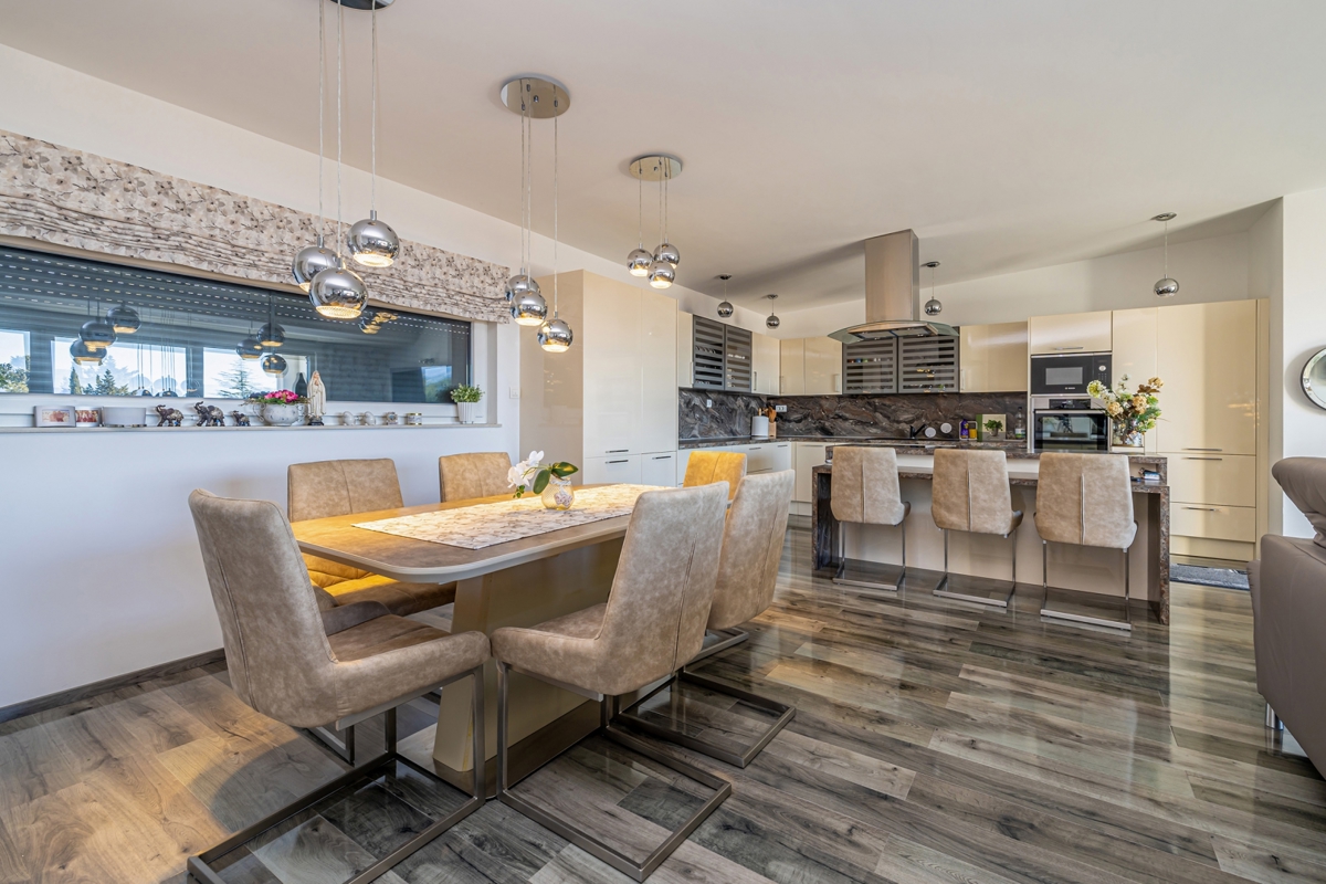 OTOK KRK, MALINSKA - Luksuzni penthouse s panoramskim pogledom na morje