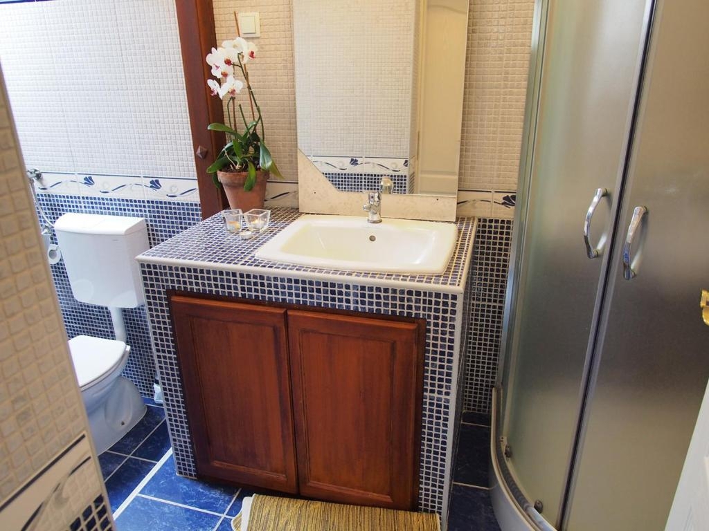 GORSKI KOTAR, LOKVE - Hiša s tremi apartmaji