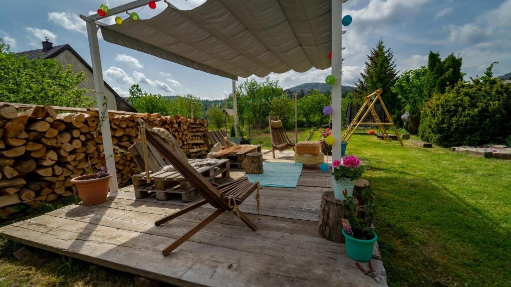 GORSKI KOTAR, LOKVE - Hiša s tremi apartmaji