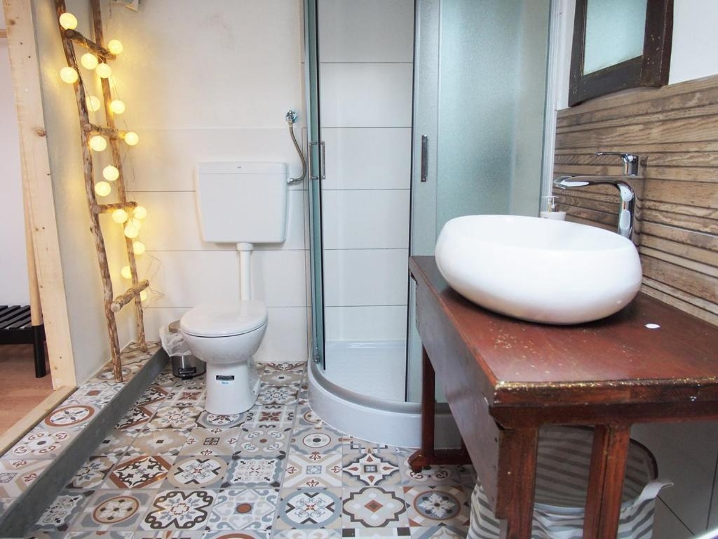 GORSKI KOTAR, LOKVE - Hiša s tremi apartmaji