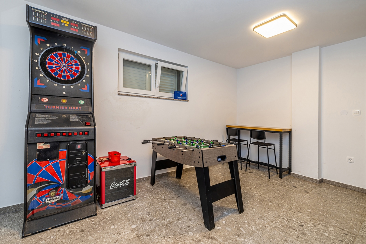 RAVNA GORA - Hiša s savno in jacuzzijem