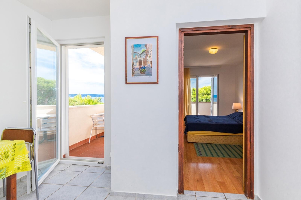 OTOK KRK, PUNAT - Hiša prva vrsta ob morju