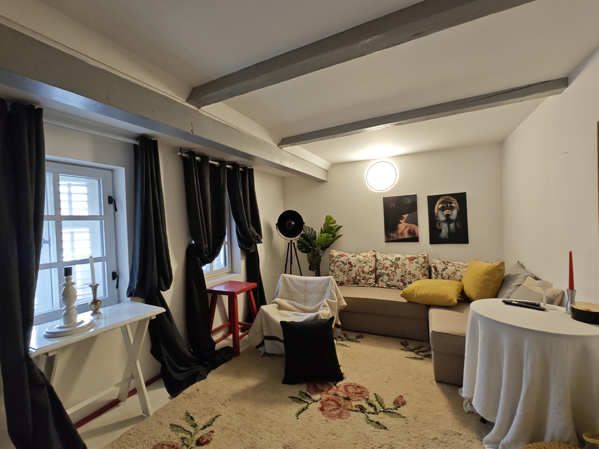 GORSKI KOTAR, FUŽINE - Hiša dvojček, popolnoma adaptirana