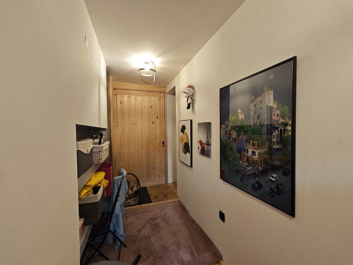 GORSKI KOTAR, FUŽINE - Hiša dvojček, popolnoma adaptirana