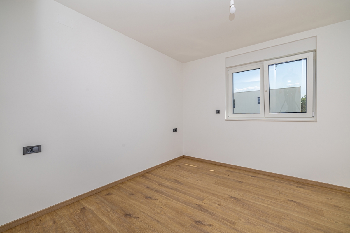 MALINSKA - Dva apartmaja z bazenom v novogradnji