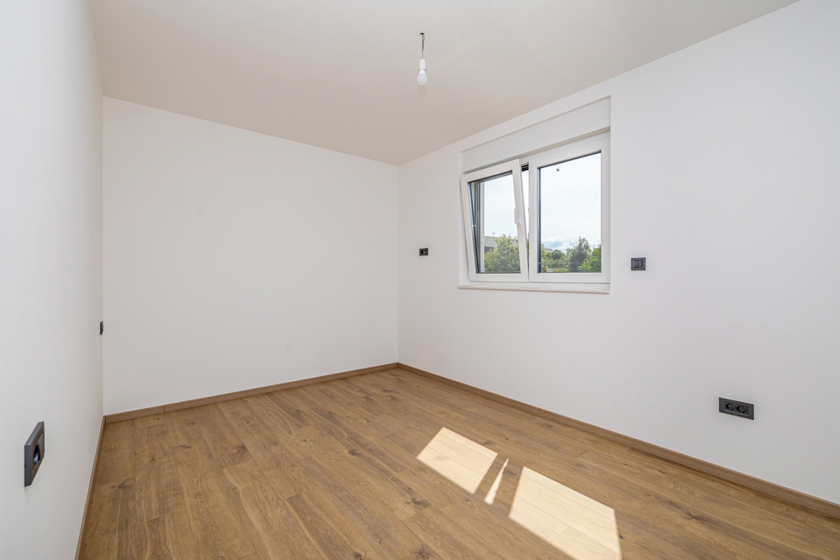 MALINSKA - Dva apartmaja z bazenom v novogradnji