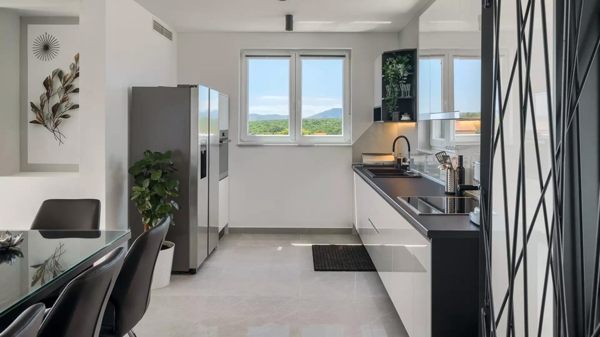 OTOK KRK - Luksuzna vila modernega dizajna 