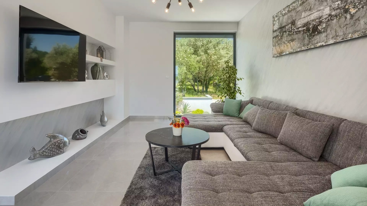 OTOK KRK - Luksuzna vila modernega dizajna 