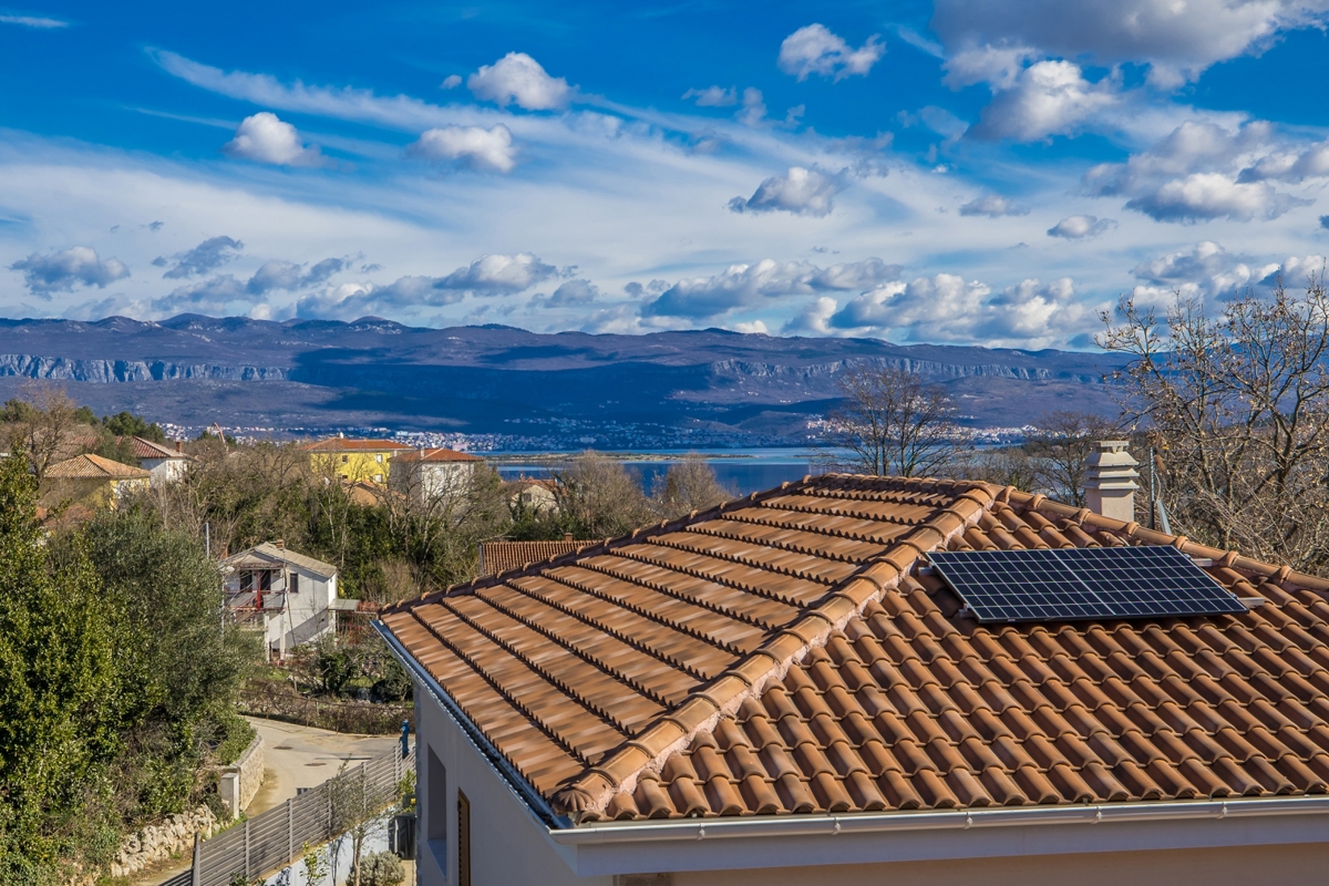 ČIŽIĆI – Luksuzna apartmajska vila z wellnessom in bazenom ob morju