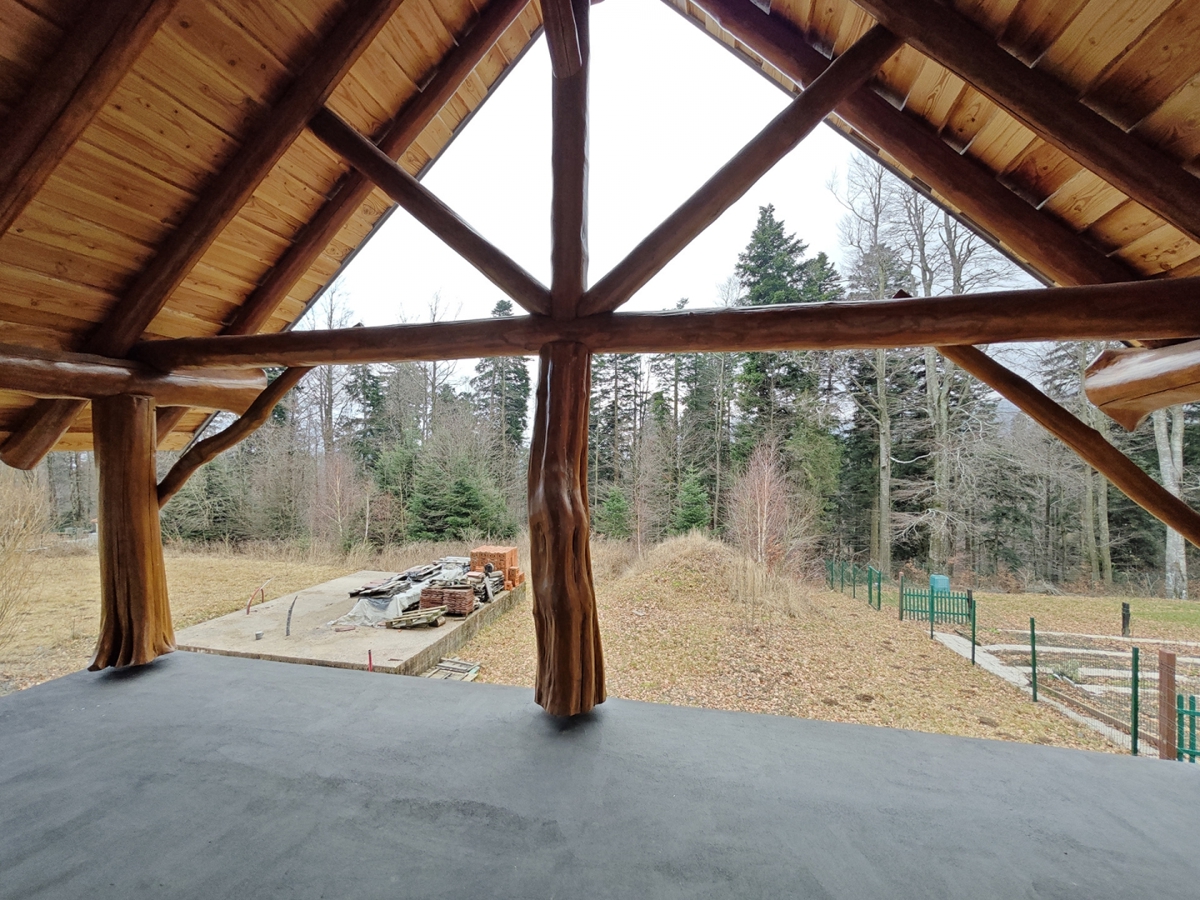 GORSKI KOTAR, FUŽINE - Hiša na mirni lokaciji