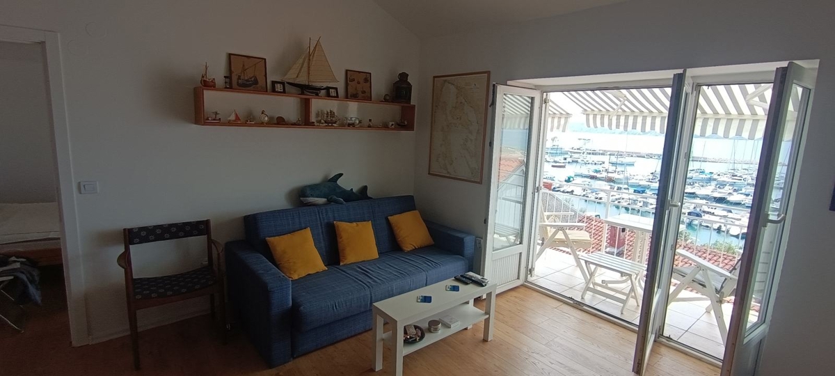 NOVI VINODOLSKI - Apartma v bližini morja s čudovitim razgledom