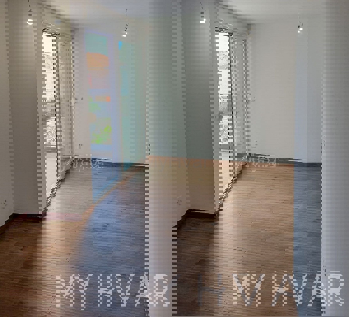 Apartma z bazenom v Vrboski