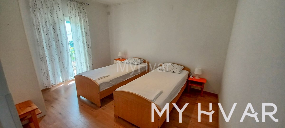 Hiša z več apartmaji v Vrboski