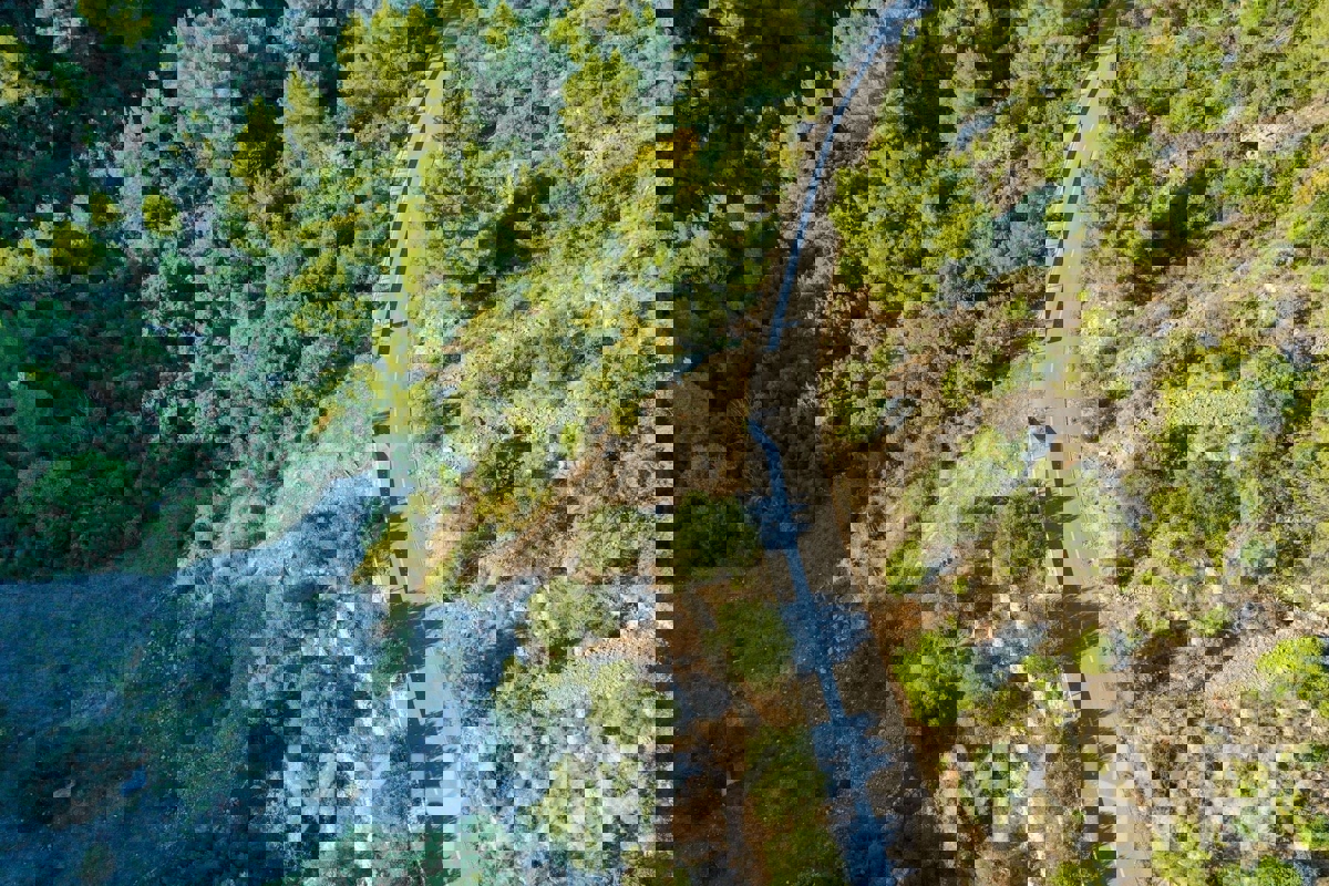 Kmetijska zemljišča v bližini trajektnega pristanišča