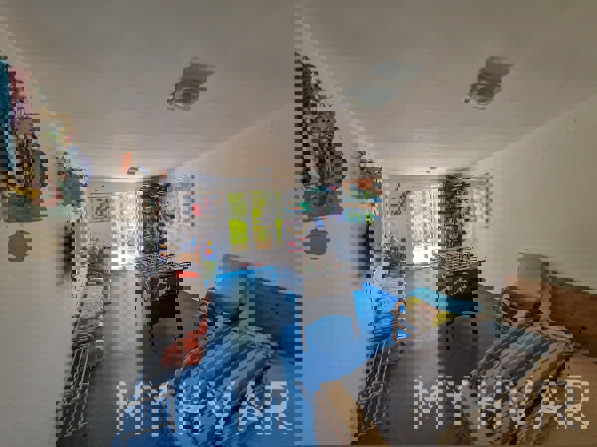 Edinstvena hiša v prvi vrsti do morja v Jelsi/Vrboski