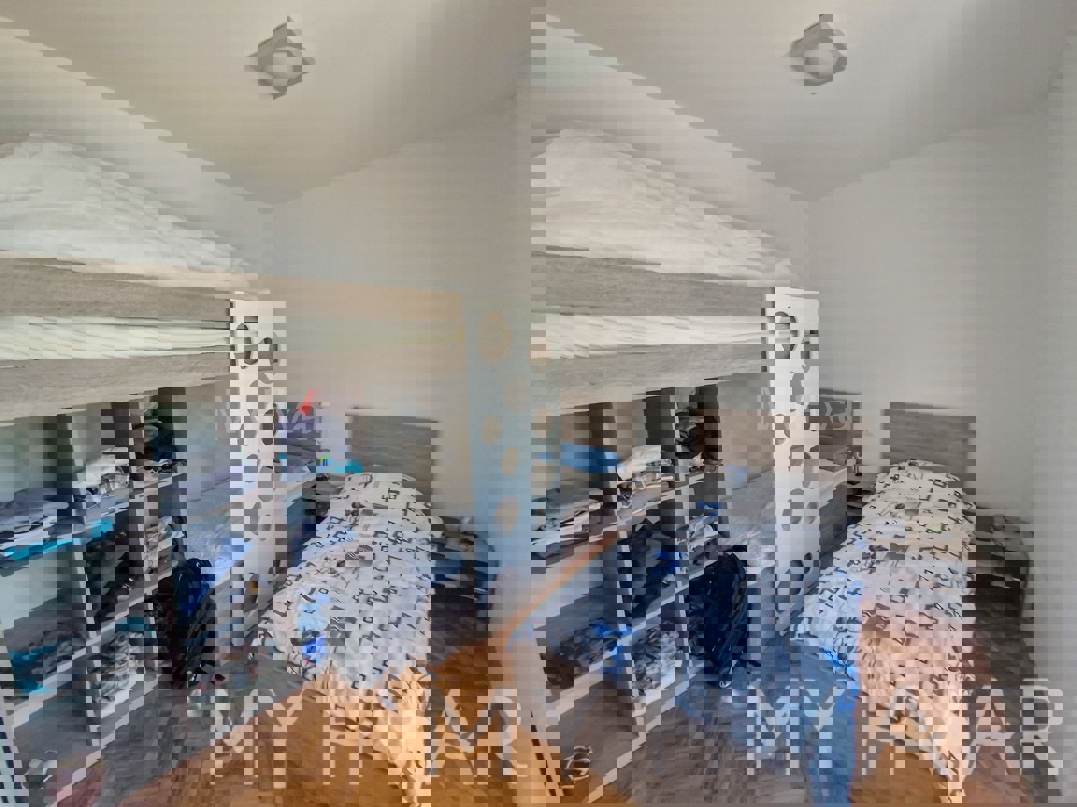 Edinstvena hiša v prvi vrsti do morja v Jelsi/Vrboski