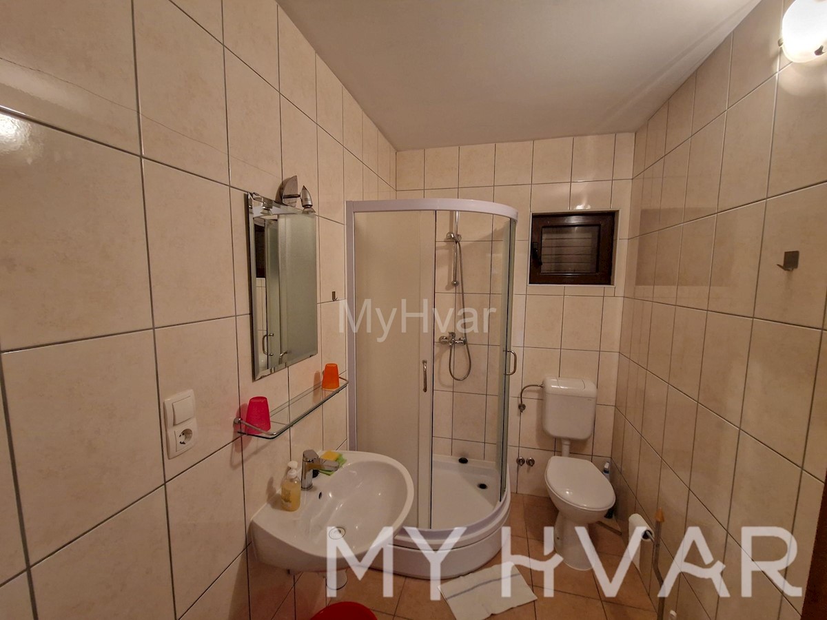 Penthouse s pogledom na morje v Zavali