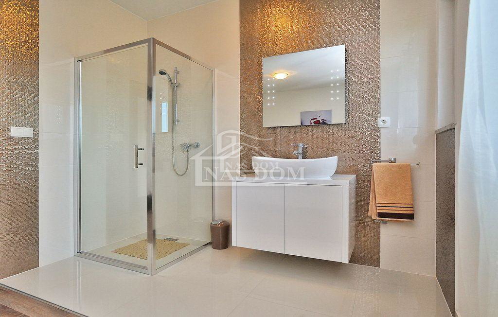 Debeljak, Sukošan - Vila s bazenom