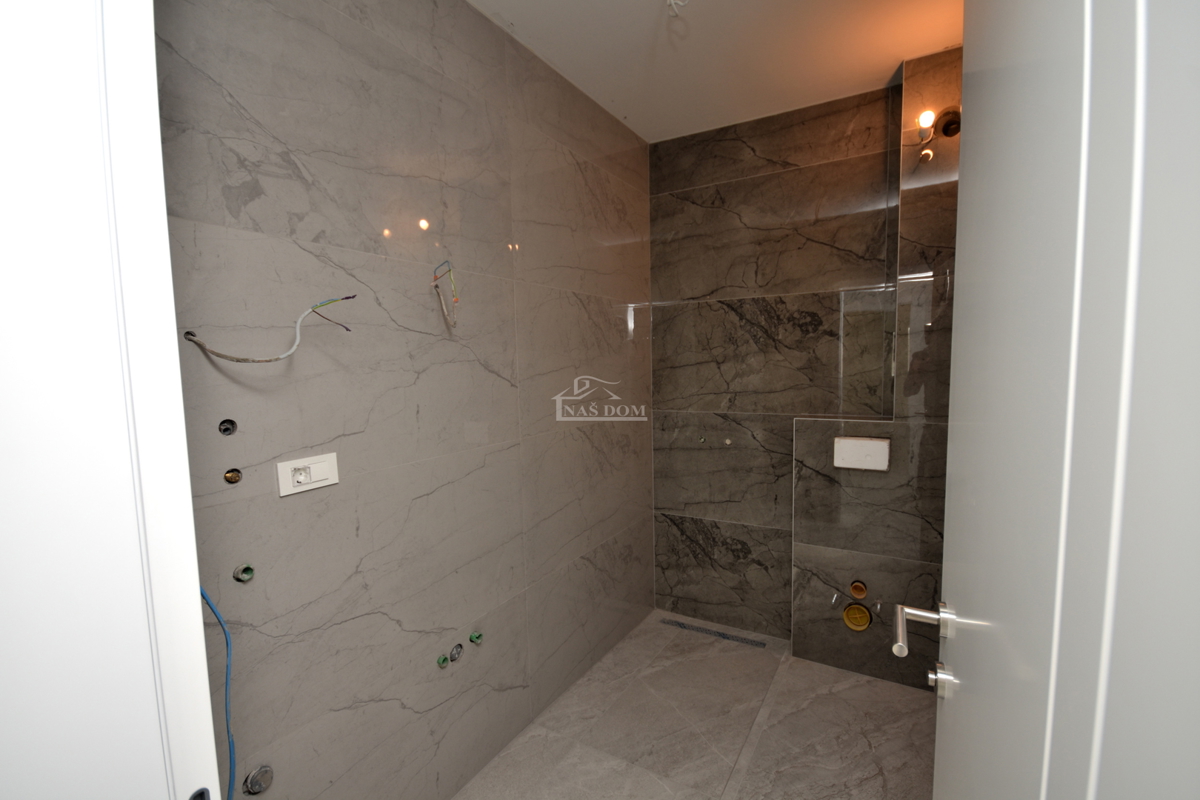 Luksuzno stanovanje S6, pogled na morje, 50m od plaže