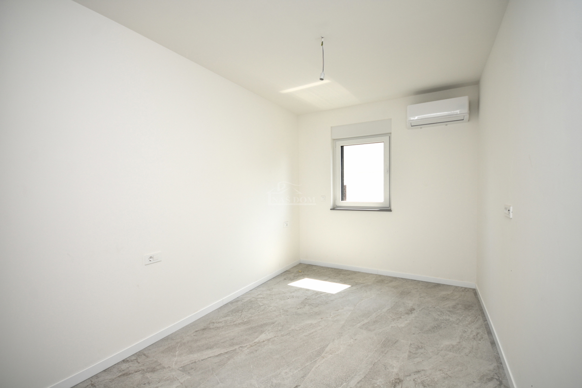 Luksuzno stanovanje S6, pogled na morje, 50m od plaže