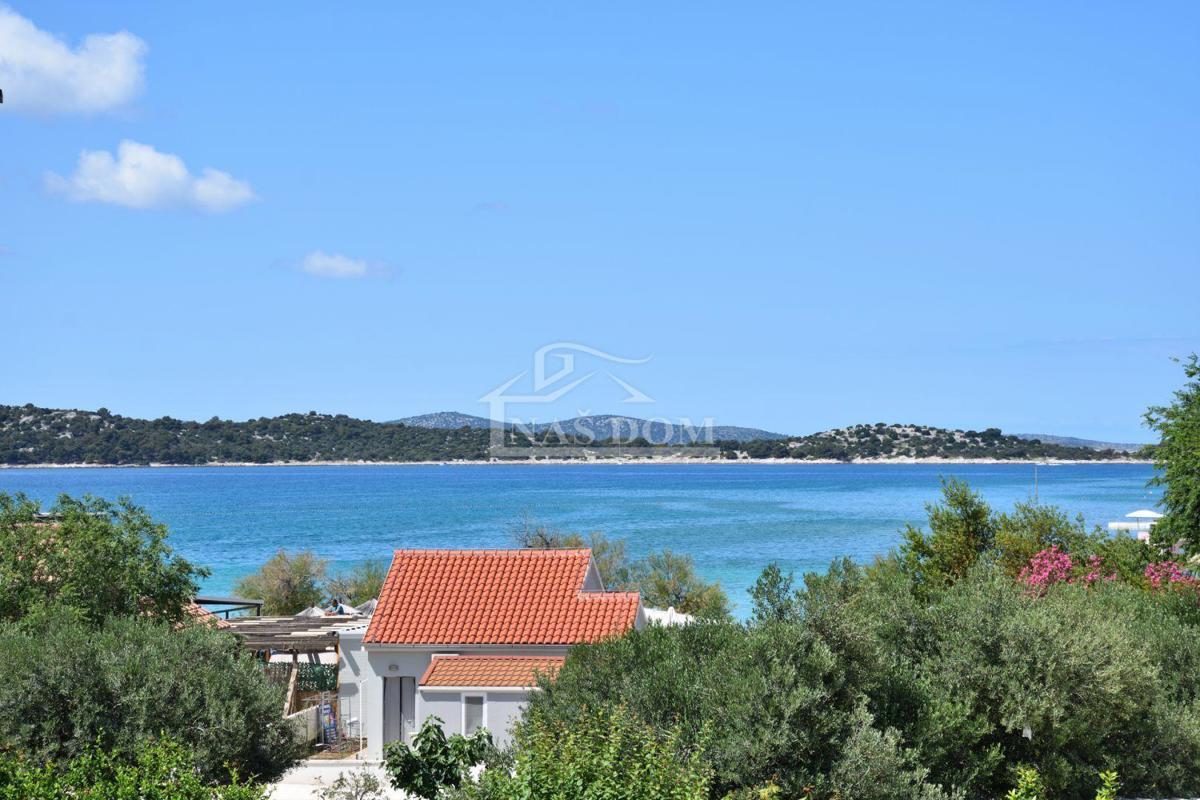 Luksuzno stanovanje S6, pogled na morje, 50m od plaže