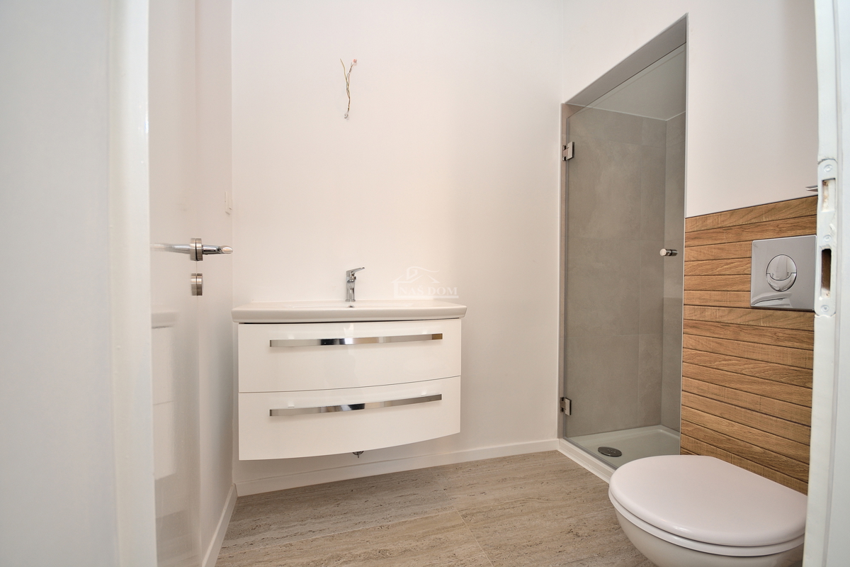 Vodice - dvonadstropno stanovanje v bližini plaže in centra