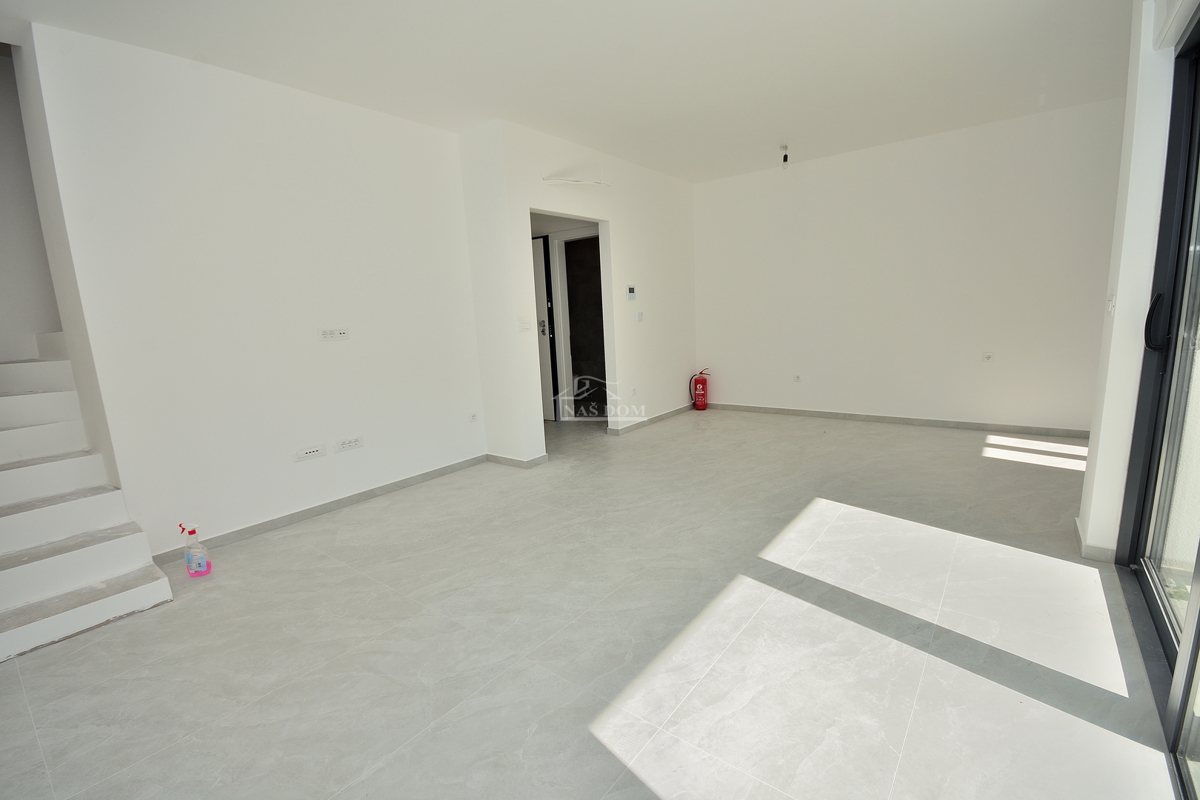 Vodice - S3 dvonadstropno stanovanje, 112,61 m2, mirna lokacija - NOVOGRADNJA