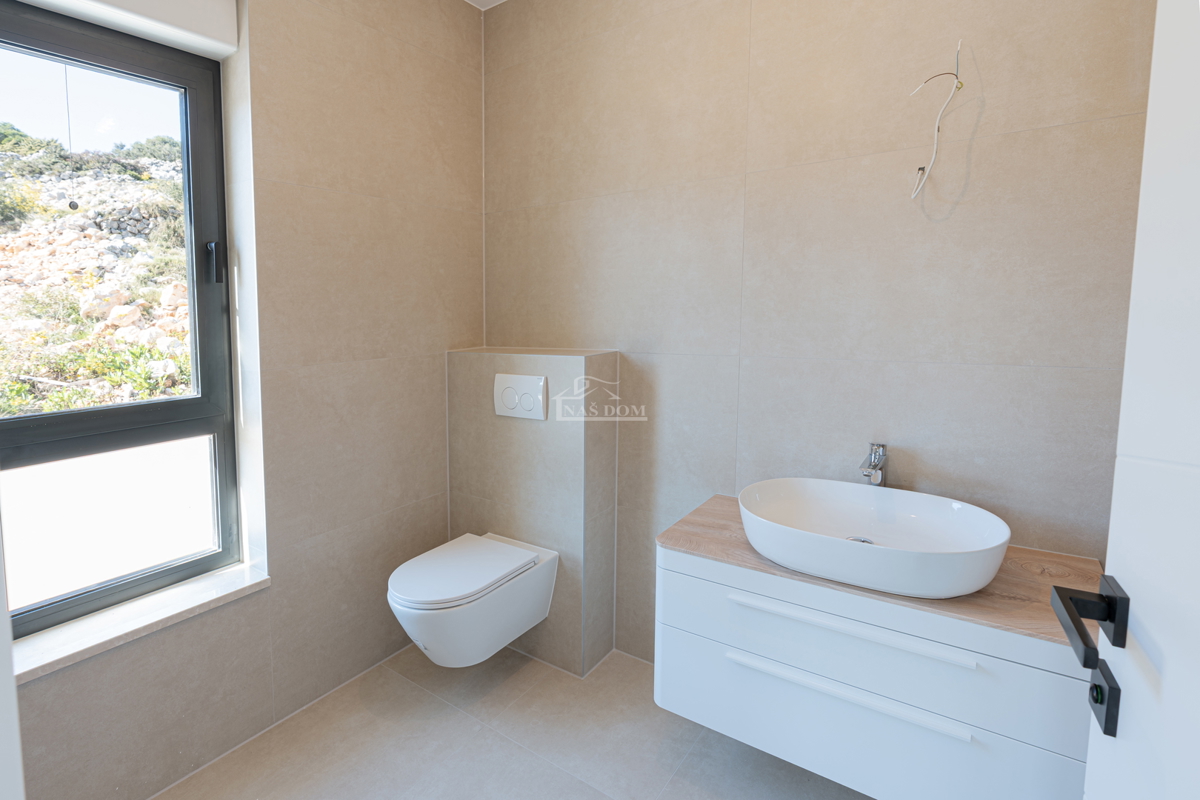 Luksuzna vila s panoramskim pogledom na morje – Betina, otok Murter