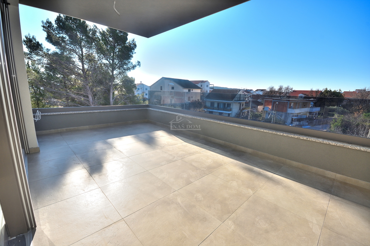 Vodice, Srima - NOVOGRADNJA A - S6 Stanovanje z razgledom na morje, 300 m od plaže