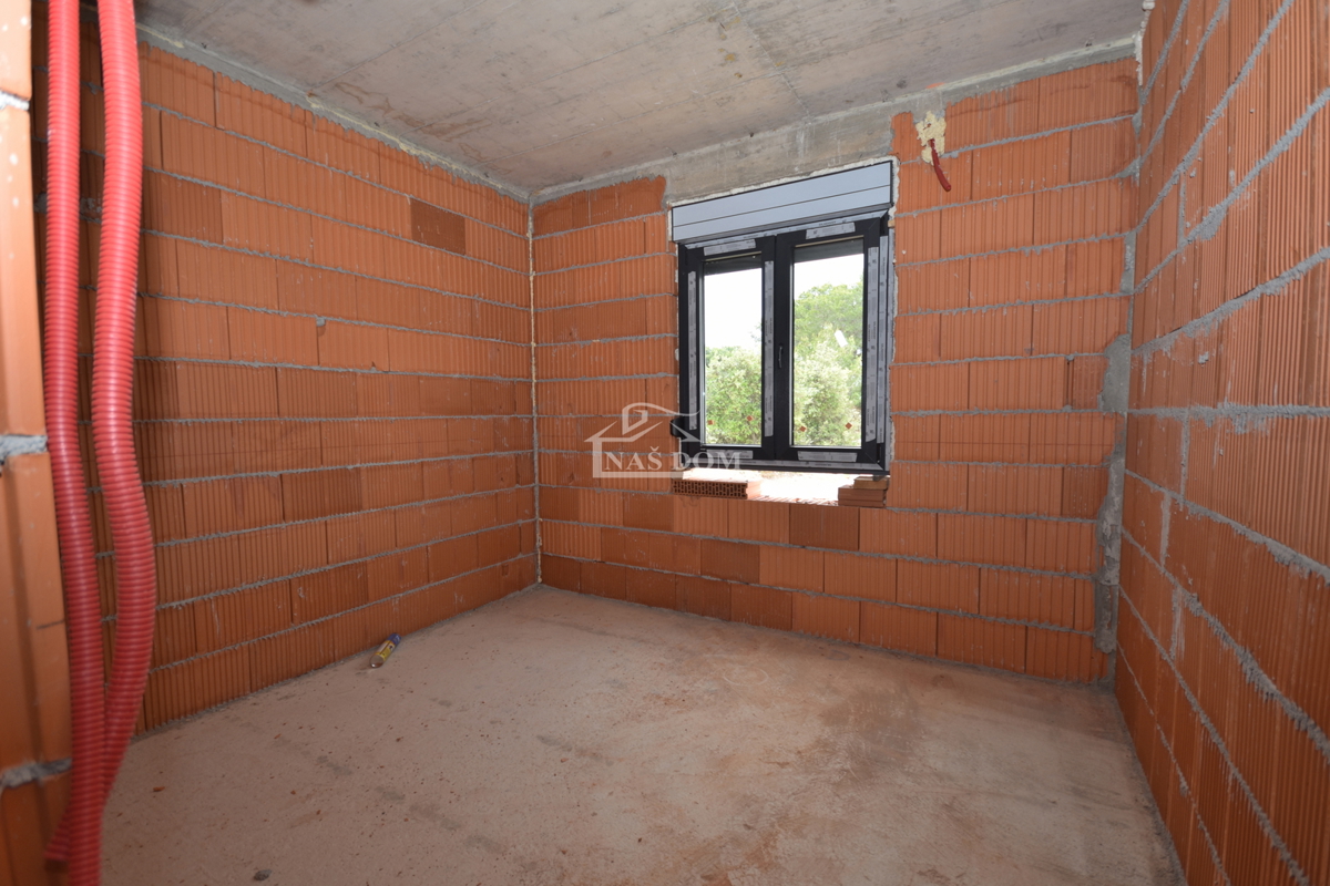 Brodarica - Stanovanje S4 z morskim razgledom, 1. nadstropje