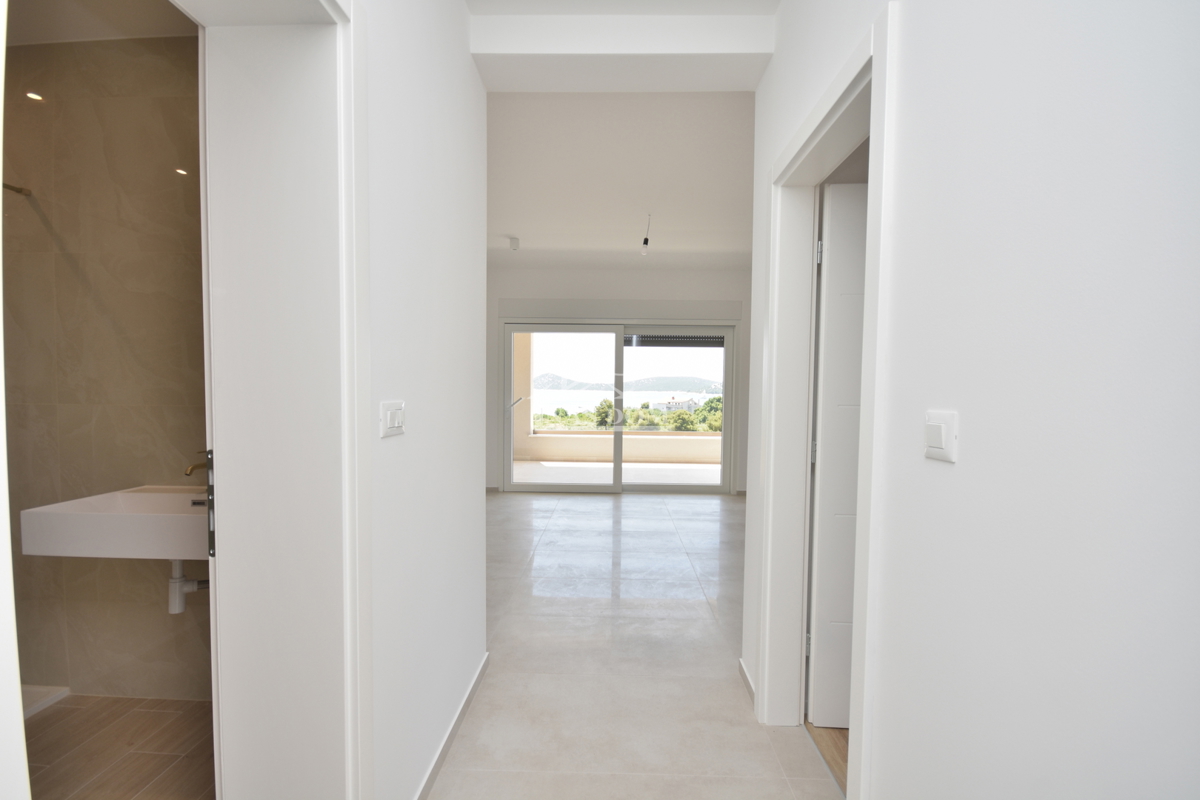 Vodice - Stanovanje S5 v drugem nadstropju s pogledom na morje, 300 m od plaže
