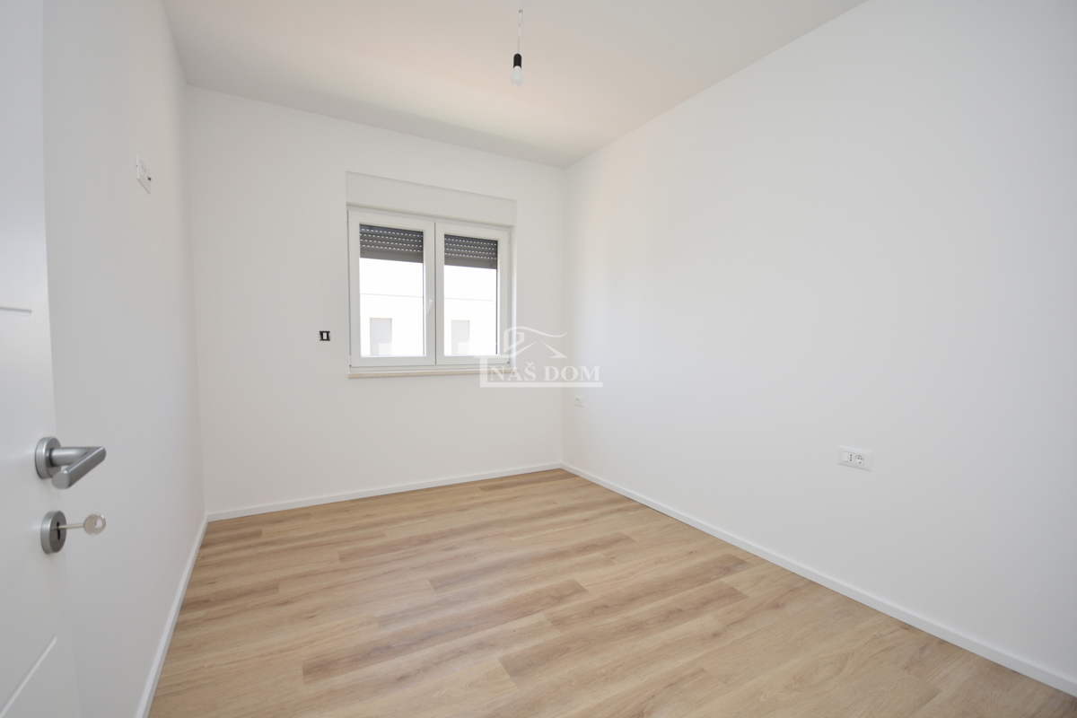 Vodice - Stanovanje S5 v drugem nadstropju s pogledom na morje, 300 m od plaže