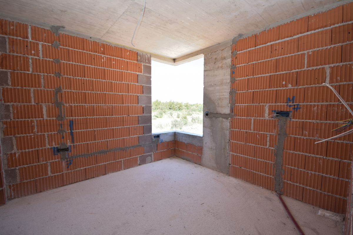 PRILOŽNOST - Luksuzno stanovanje S3 v Vodicah – 1. nadstropje, pogled na morje