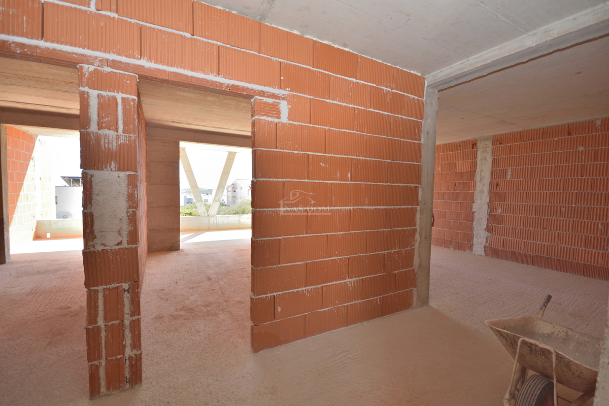 Vodice - Stanovanje S5 v novogradnji, z razgledom na morje