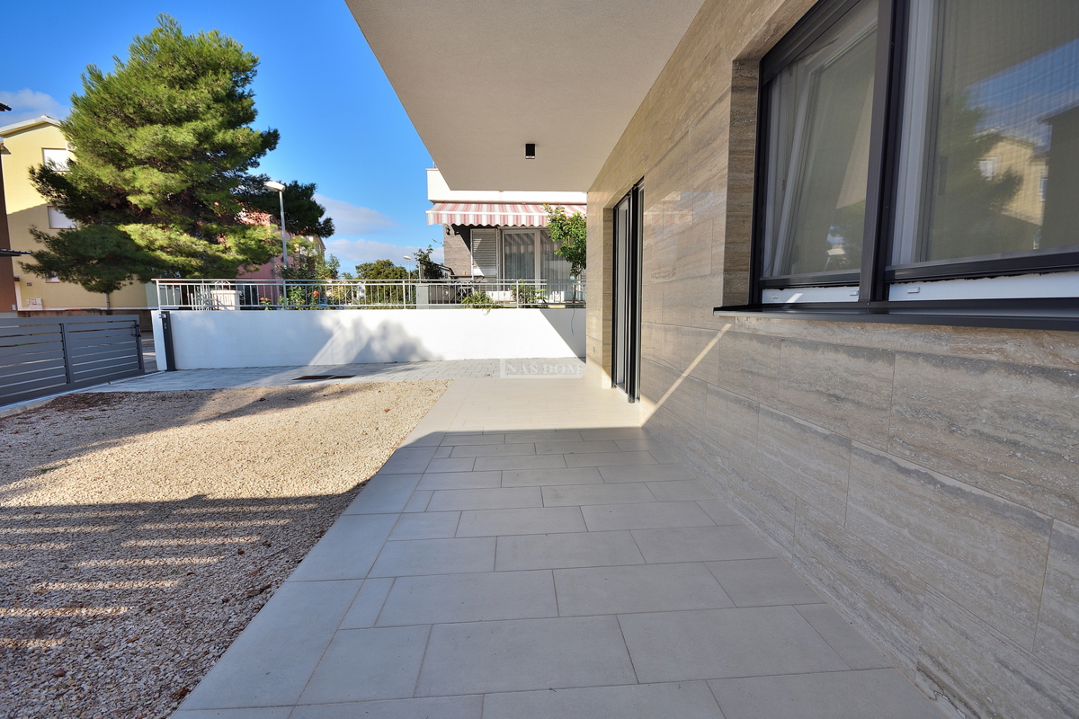 Vodice - NOVOGRADNJA S2 dvojna hiša v bližini plaže