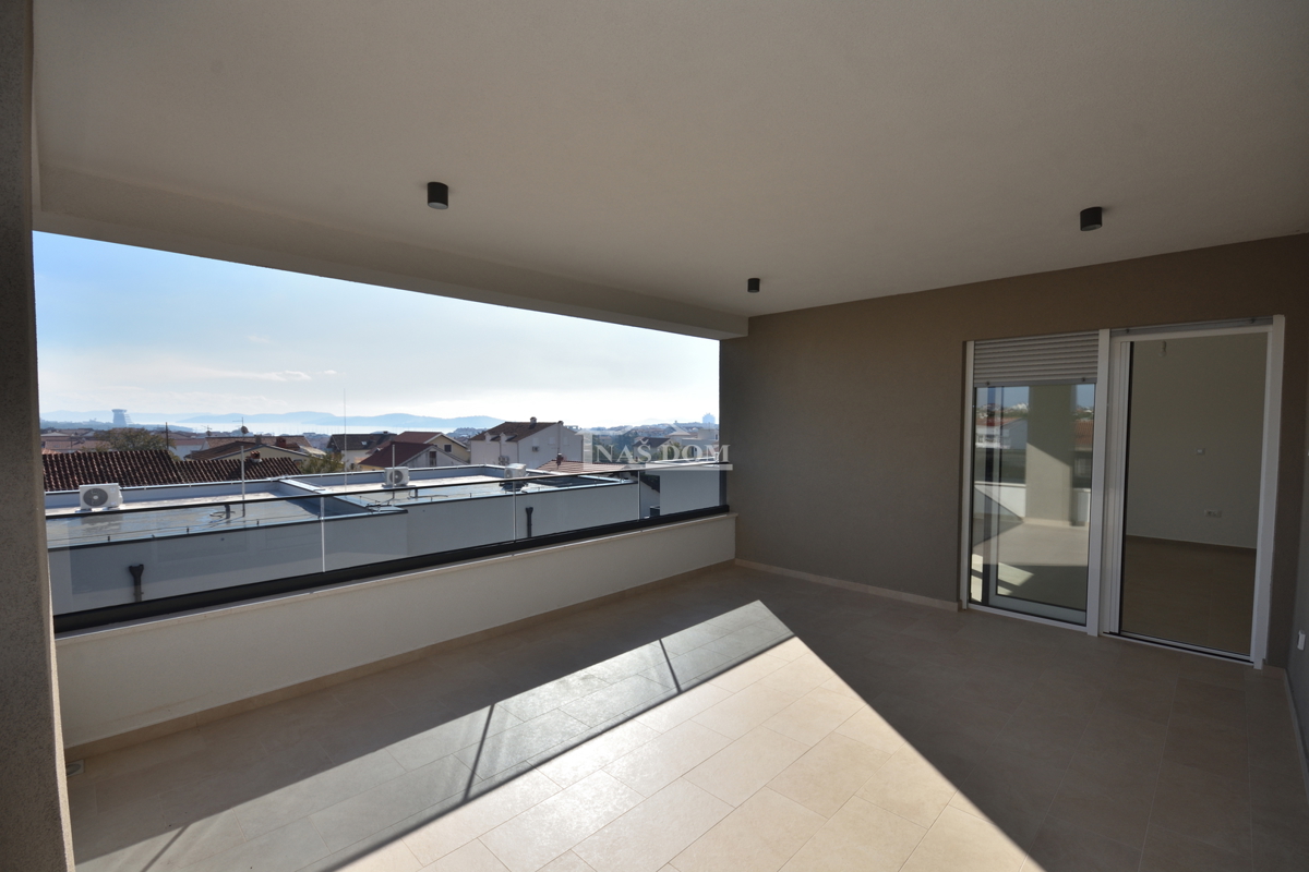 Stan S6 – Prostoren dvosoben stan s pogledom na morje v novogradnji, Vodice