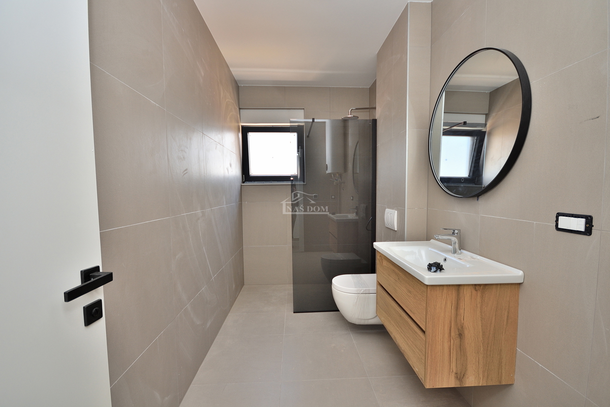 Vodice - NOVOGRADNJA S3 stanovanje s prostorno teraso