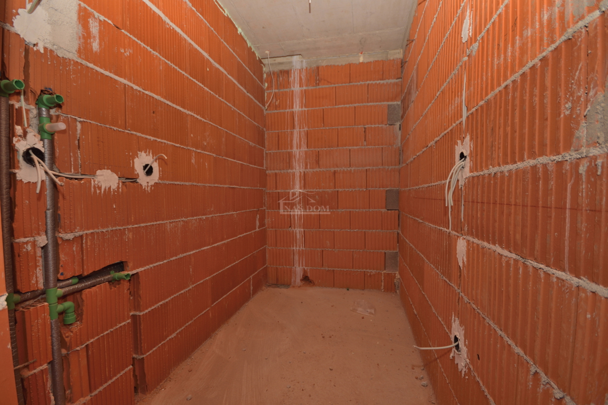 Tribunj - Luksuzno stanovanje S5 na drugem nadstropju, pogled na morje