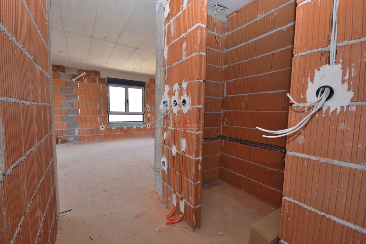 Tribunj - Luksuzno stanovanje S5 na drugem nadstropju, pogled na morje