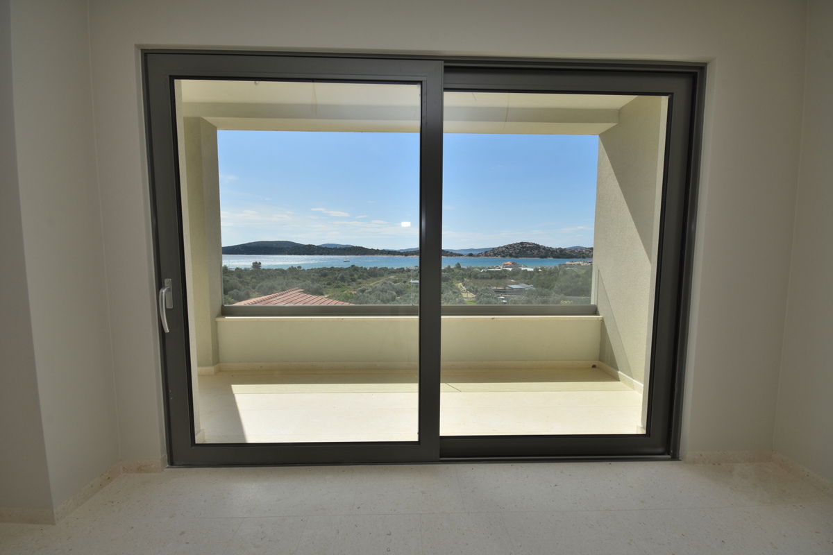 Tribunj - S6 stanovanje s pogledom na morje, 107,5 m2, 400 m od plaže