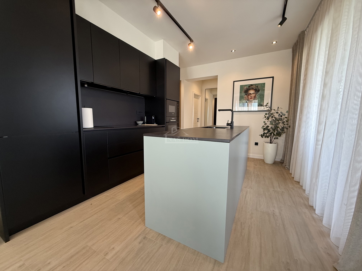 Danilo, Biranj - Prekrasna pritlična hiša s bazenom