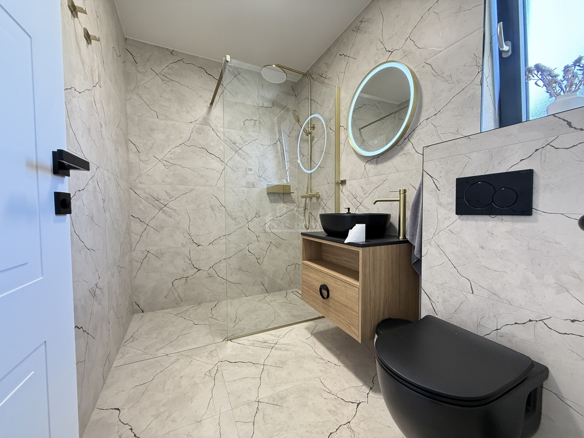 Danilo, Biranj - Prekrasna pritlična hiša s bazenom