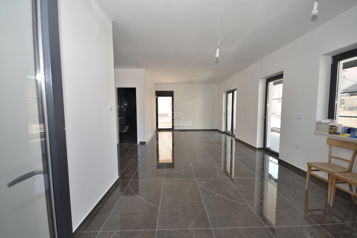 Tribunj, Sovlje - Luksuzno stanovanje S2 le 50 m od morja