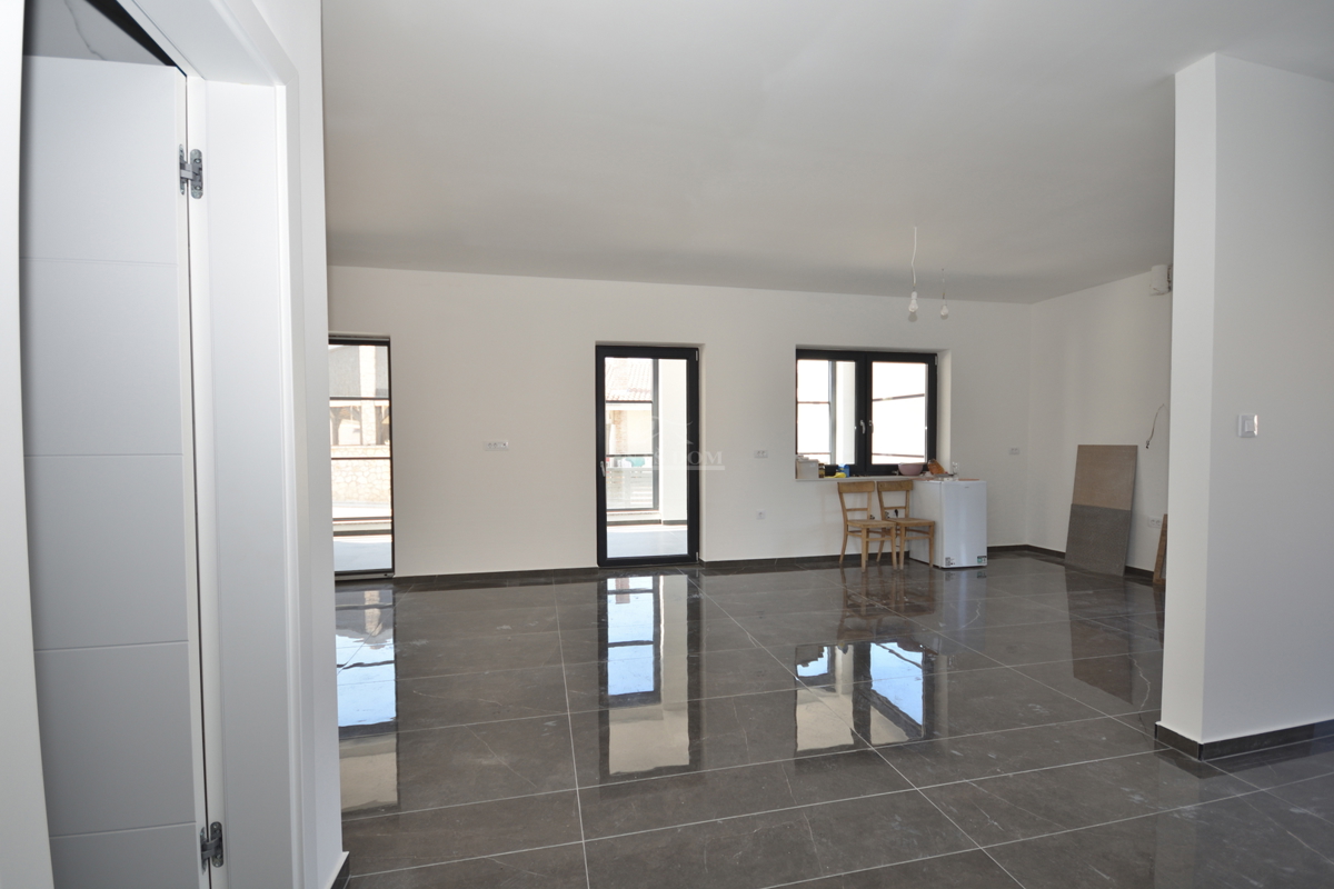 Tribunj, Sovlje - Luksuzno stanovanje S2 le 50 m od morja